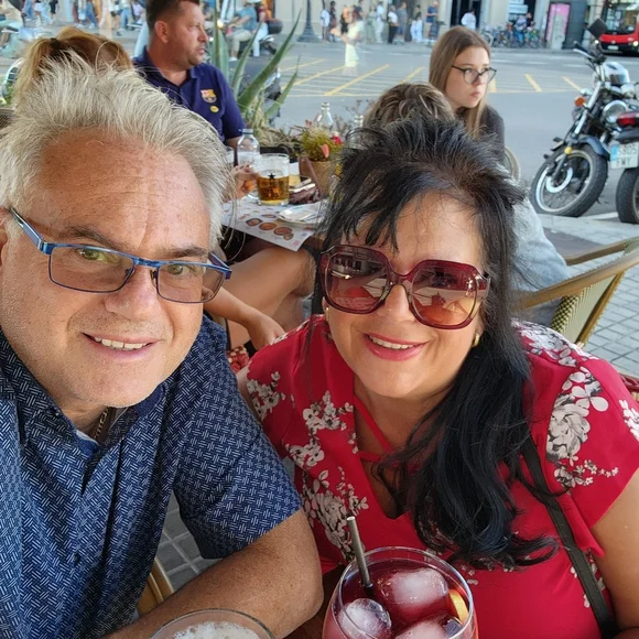 Longchamp Women's Red Sunglasses - Picture 7 of 7